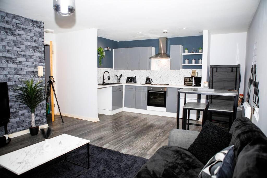 Apartment Stylish Two-bedroom Salford Quays *